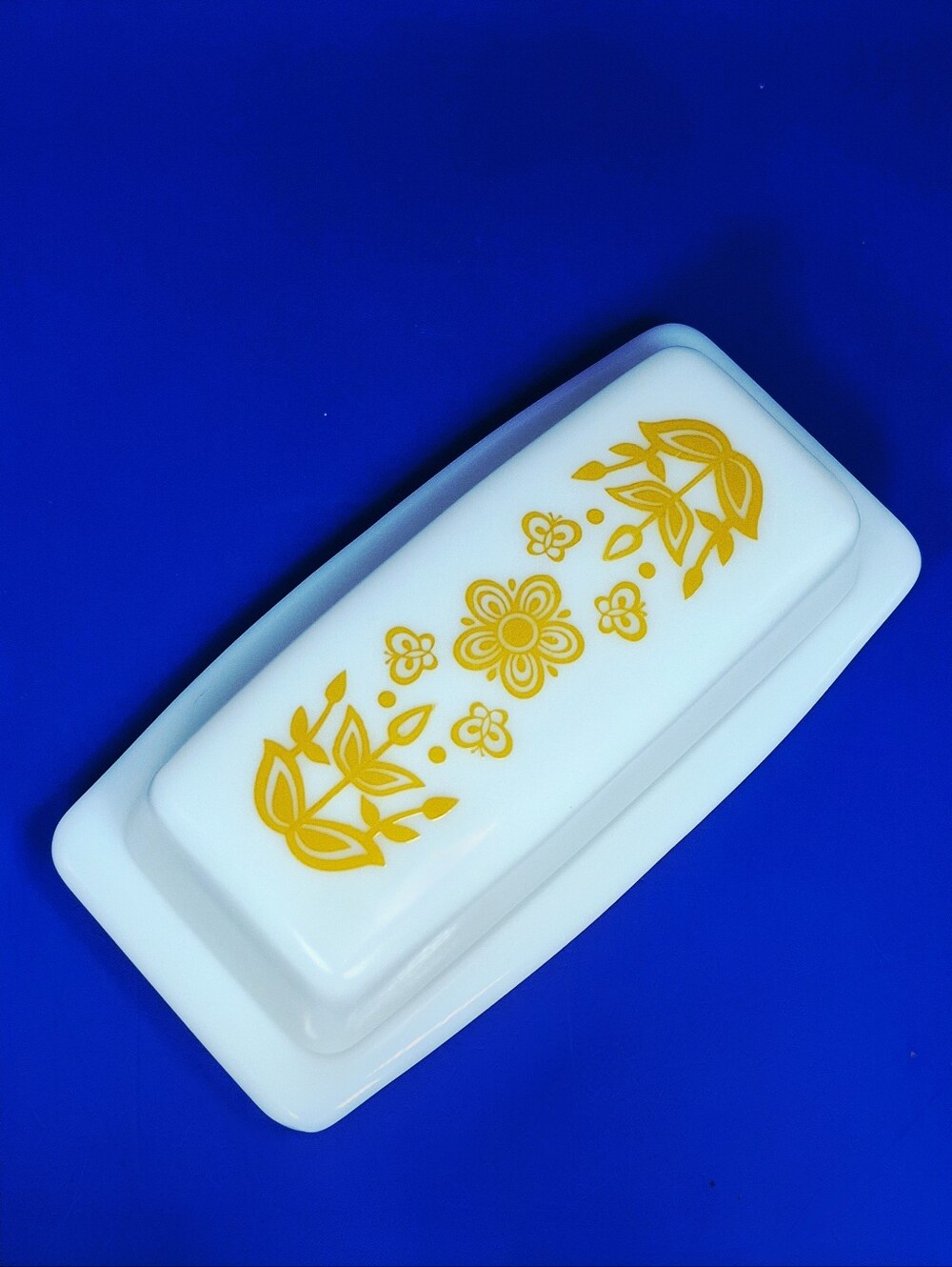Vintage Pyrex Butterfly Gold Covered Butter Dish 72-B Milk Glass LIKE NEW